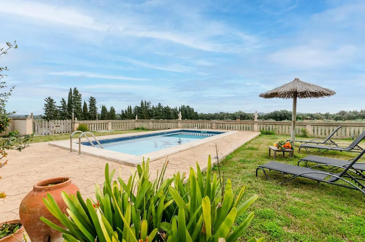 Yourhouse Deulosal, Apartment In Rural House With Pool María de la Salud 0*,  Spanyolország